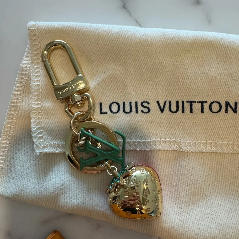 Designer Strawberry Bag Charm / Key Holder - Picture 4 of 6